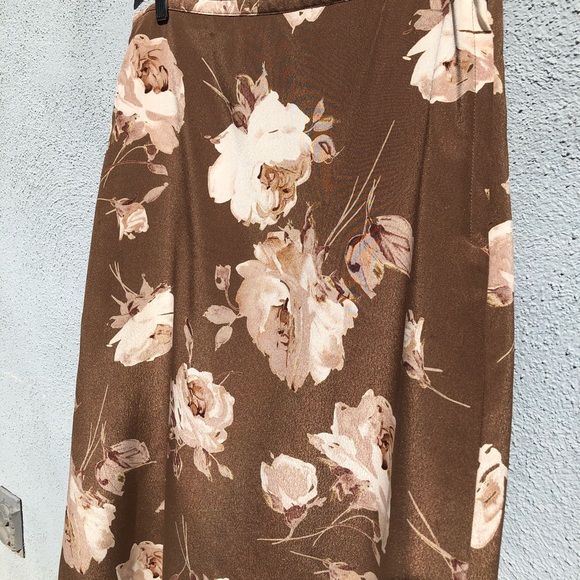 Vintage 90s Autumn Rose Gold Sheen Skirt 🍂 Brown Floral Midi Fairy Romantic - Picture 2 of 5